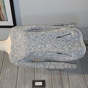 Gray Cable Knit Sweater with Zipper Pockets